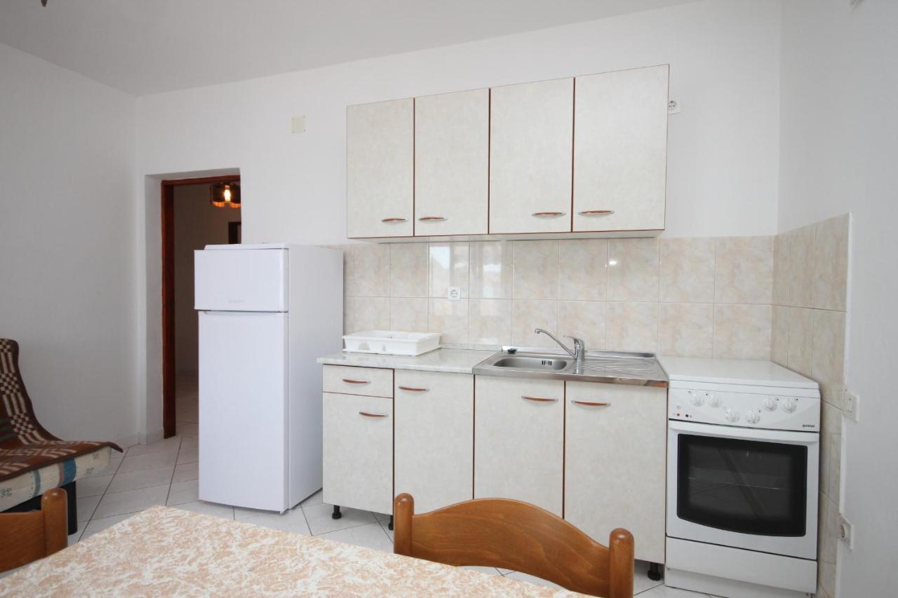 Apartments By The Sea Kustici, Pag - 6355 Dış mekan fotoğraf